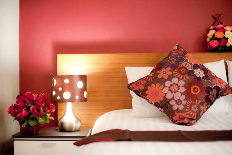 Rama Kata Beach Hotel Kültér fotó