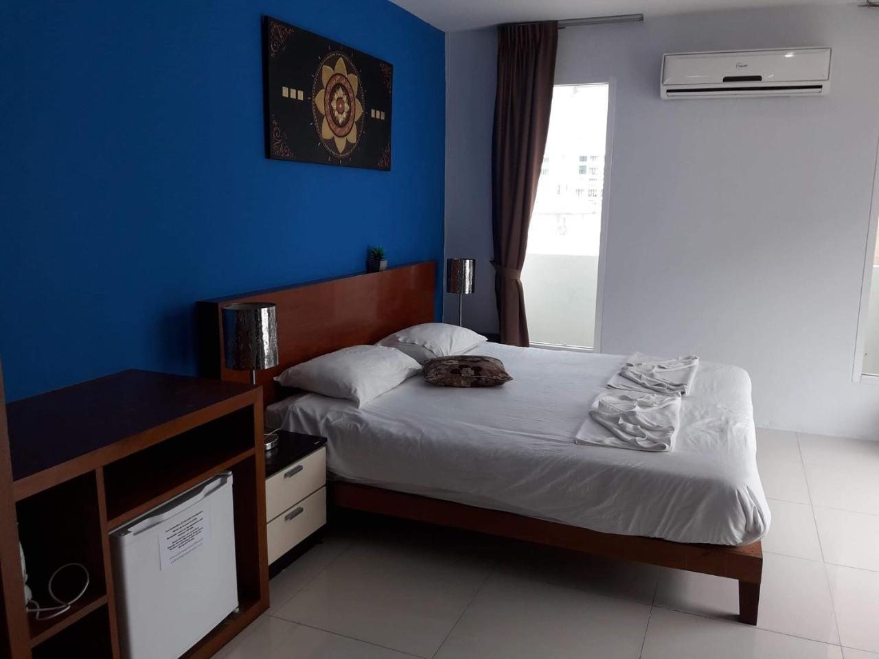 Rama Kata Beach Hotel Kültér fotó