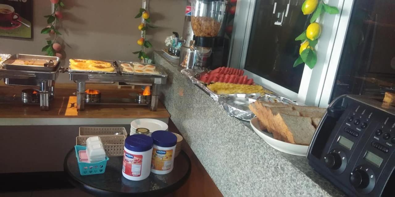 Rama Kata Beach Hotel Kültér fotó